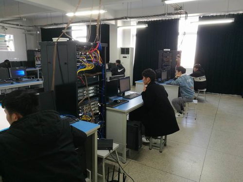 依托產業學院，華為認證再結碩果——計算機工程學院24名學生通過華為專業認證